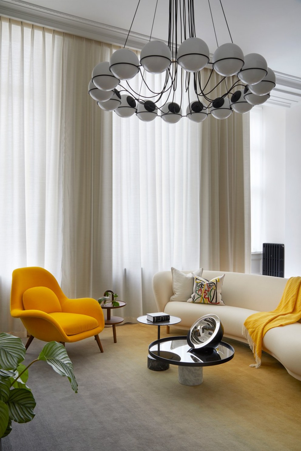 Cadogan Square | Living Space | Interior Designers